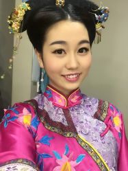 -盘子女人坊生日照·摄影馆(华强店)