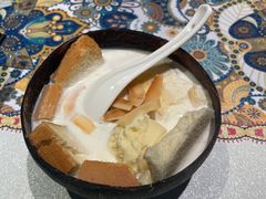 泡鲁达-云海肴·汽锅鸡·云南菜(天山百盛优客店)