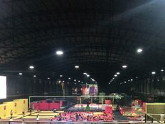 -嘿哟动霸CHUA·新潮玩运动娱乐中心·蹦床滑冰团建乐园