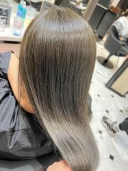 -HAIR CORNER