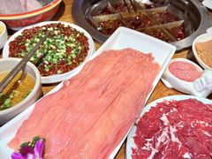 -城墙拐拐火锅(三峡广场黑金冠店)
