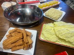 -阿润打边炉·鲜切鸡煲(华漕店)