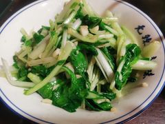炒小白菜-六弟特色小馆(人民新村店)