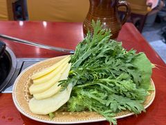 -菌之家·专业纯野生菌火锅·特色炒菌