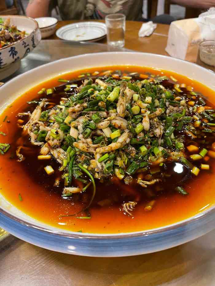 自然美酒家-"一家老店了,以前开在坡上面的时候都是要提.