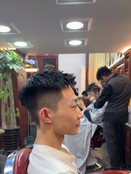 -绅仕門男士理发馆