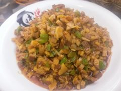 农家笋干烧肉-临街徽菜馆·正宗黄山味