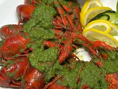 -龙巢盱眙龙虾·牛蛙·烧烤宵夜(八卦岭店)