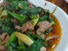 蒜苗盐煎肉-雨田饭店(华兴东街店)