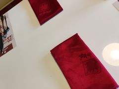 餐具摆设-爱丽丝牛排西餐厅(光谷步行街店)