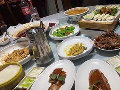 -鸭王烤鸭店(三里河店)