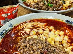 -丁丁猫重庆小面(徐州路店)