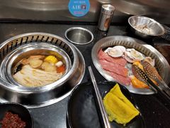 -钱小主·自助回旋烤肉火锅餐厅(东方新天地店)