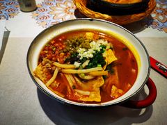 -丽丽三鲜螺蛳粉(田林路店)