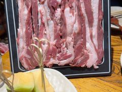 -老牌坊云南鱼豆花火锅(爱建店)