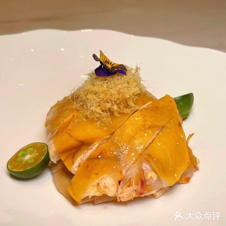 周末和朋友相约新莲小馆,这次体验堪称惊喜!
