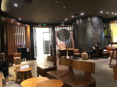 大堂-星巴克臻选(广州太古汇店)