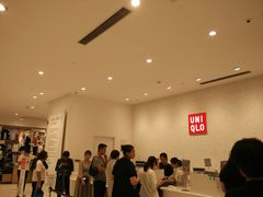 -优衣库(郑州二七万达广场店)