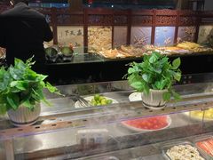 -牛里牛气· 榴莲海鲜鲜牛肉自助火锅·烤肉(横岗店)