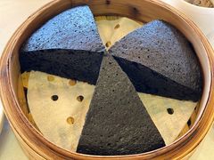 竹炭马拉糕-悦湖公馆