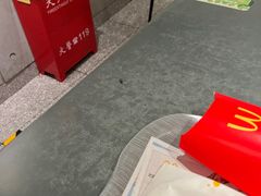 -麦当劳(中山公园龙之梦店)