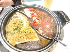 -阿瓦山寨·湘菜现炒·剁椒鱼头王(咸阳总店)
