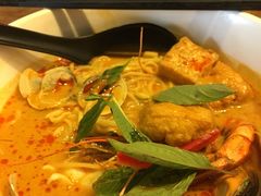 Laksa with seafood 海鲜喇唦-Noodle LAH!