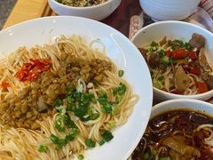 -贰拾捌味·宜宾燃面(春熙路旗舰店)