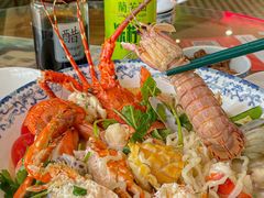 -霆记海鲜·只为这碗面(滨江店)