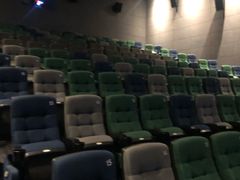 -CGV影城(滨江天街IMAX店)