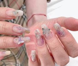 -LISSOM莉森 Nail ·美甲美睫原创定制店