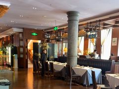 -八府香鸭·啫啫煲(华山路店)