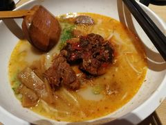 火山牛肉面-味千拉面(光启城时尚购物中心店)