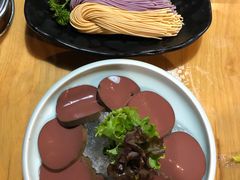 -洪氏嗨捞·广东猪肚鸡·椰子鸡火锅(西咸万象城店)