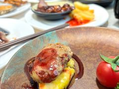 -金马门国际美食百汇(珞喻路店)