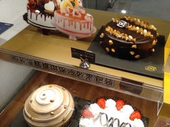-DQ·蛋糕·冰淇淋(龙湖狮山天街店)