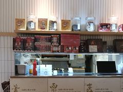 -必胜客(WOW昙华林店)
