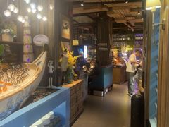 -领鲜活海鲜榴莲自助火锅(东门店)