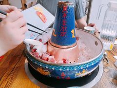 -毛辣果·贵州红酸汤牛肉火锅(西单店)