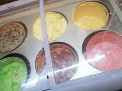 冰淇淋-都会尚膳·海鲜自助餐厅(重庆万豪酒店)