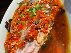老坛剁椒蒸鱼头-俏九州·小炒黄牛肉(华润万象汇店)