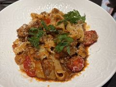 -LESCEDARS Brasserie Bistro香柏树