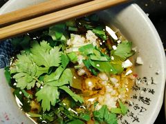 -茅草房·河畔园林火锅