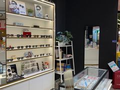 -沫芮眼镜·蔡司·依视路·尼康明月(环创店)