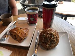 -星巴克(珠海仁恒滨海中心店)