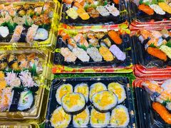 -聚宝隆购物中心(新昌街店)