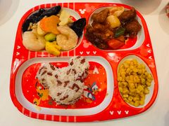 -晶荷轩(香港迪士尼乐园酒店)