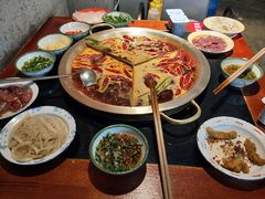 -叁口煮老火锅(东升店)