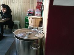 -内蒙焖面大盆骨餐馆(山大路店)