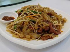 干炒牛河-文记壹心鸡(宝华路店)